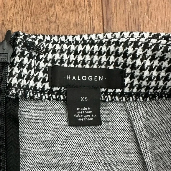 Halogen Houndstooth Pencil Skirt Sz. XS - Picture 4 of 4